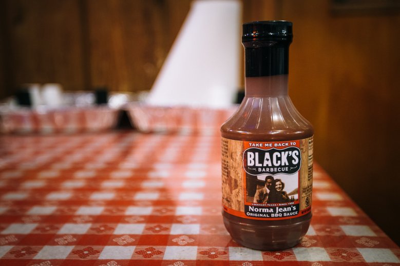 blacks-barbecue-sauce.0.jpg